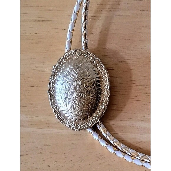 Women's Vintage Bolo Tie Gold Tone With Leather Braided Strings - Pony Beads - Picture 2 of 6